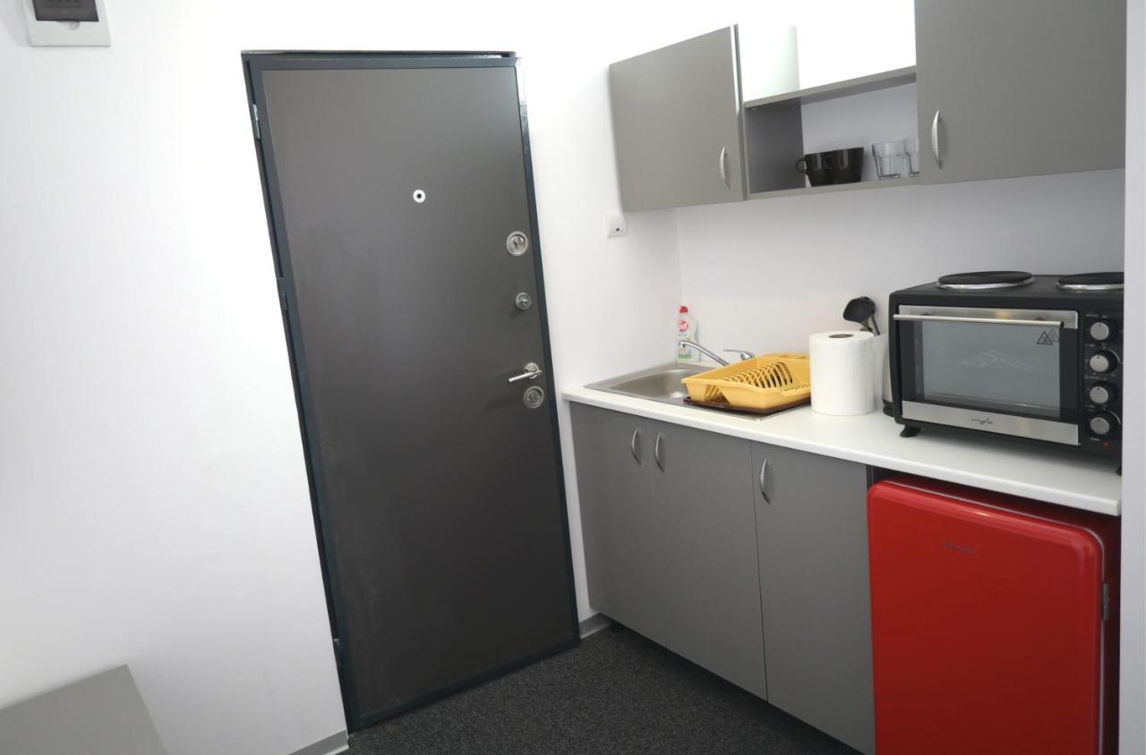 Luana Airport Apartments #8 Otopeni Exterior foto